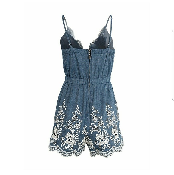 Denim & Lace Floral Romper - Picture 2 of 7